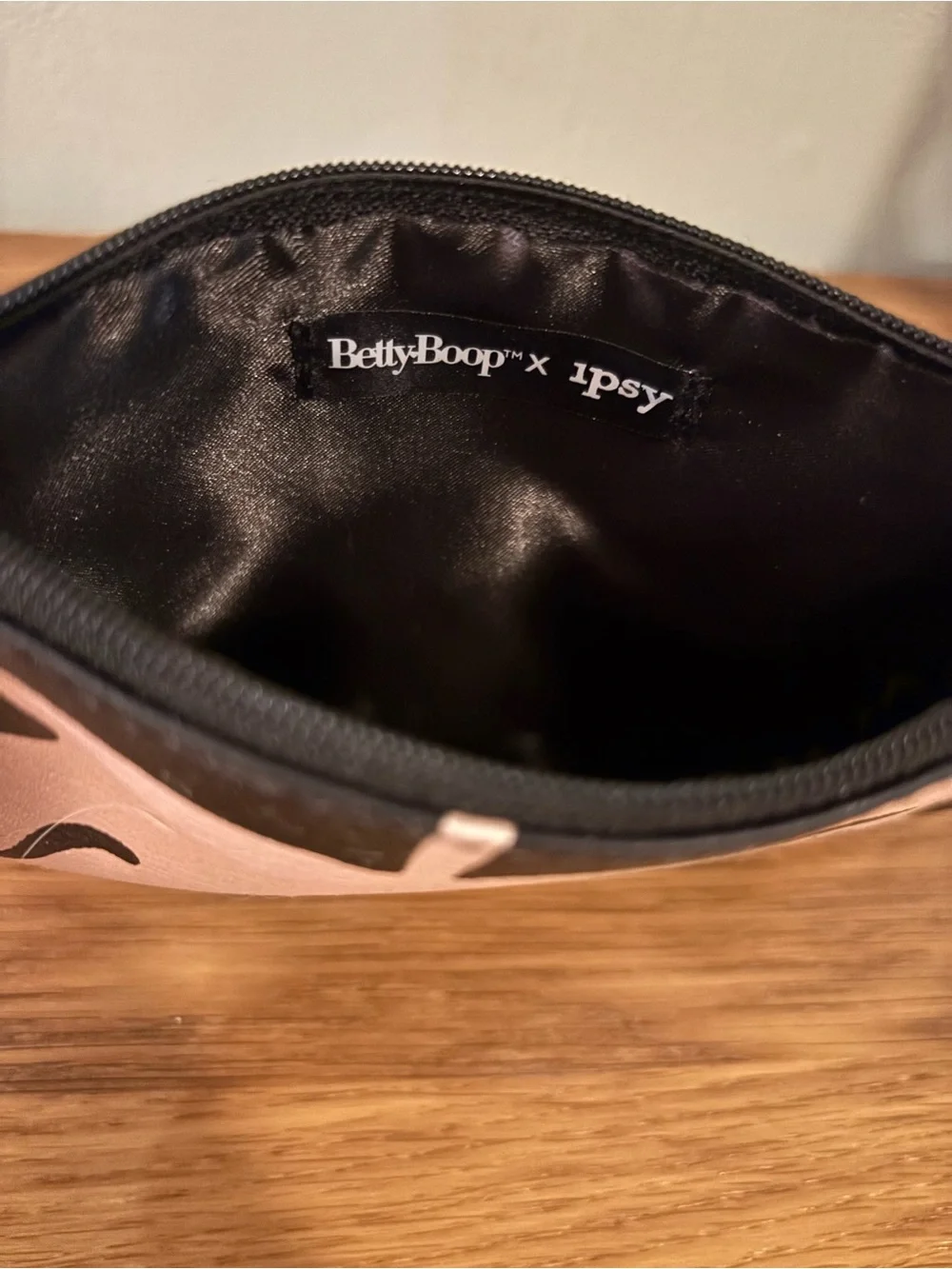 Betty Boop Ipsy Glam Make Up Bag X 2019  Black Sequins